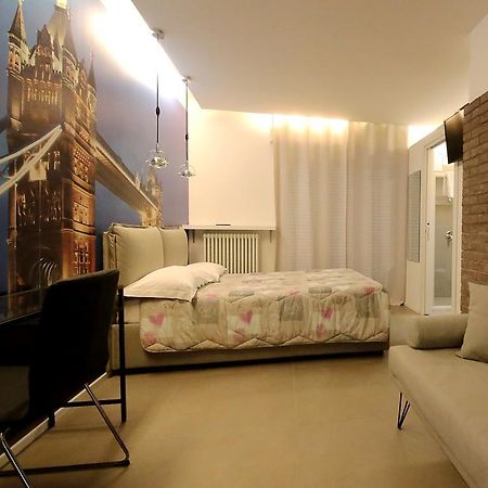 Affittacamere Smile Accomodation Aosta Exterior photo