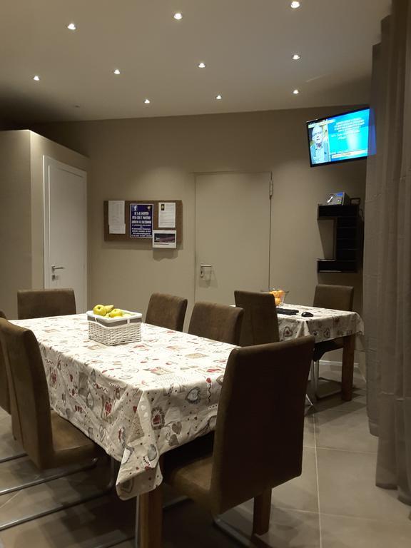 Affittacamere Smile Accomodation Aosta Exterior photo
