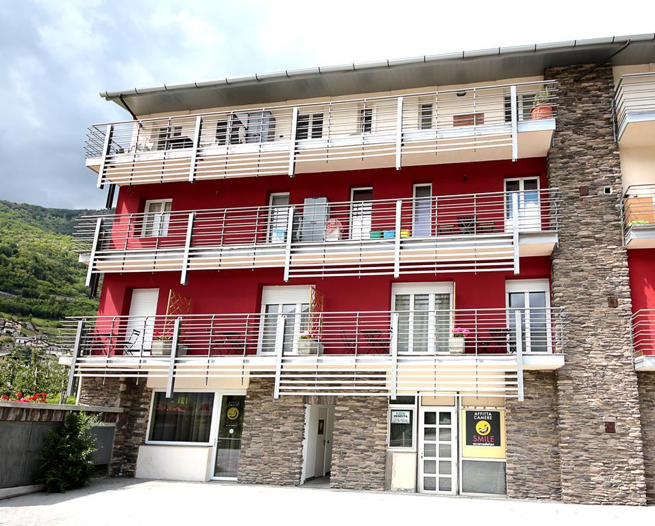 Affittacamere Smile Accomodation Aosta Exterior photo