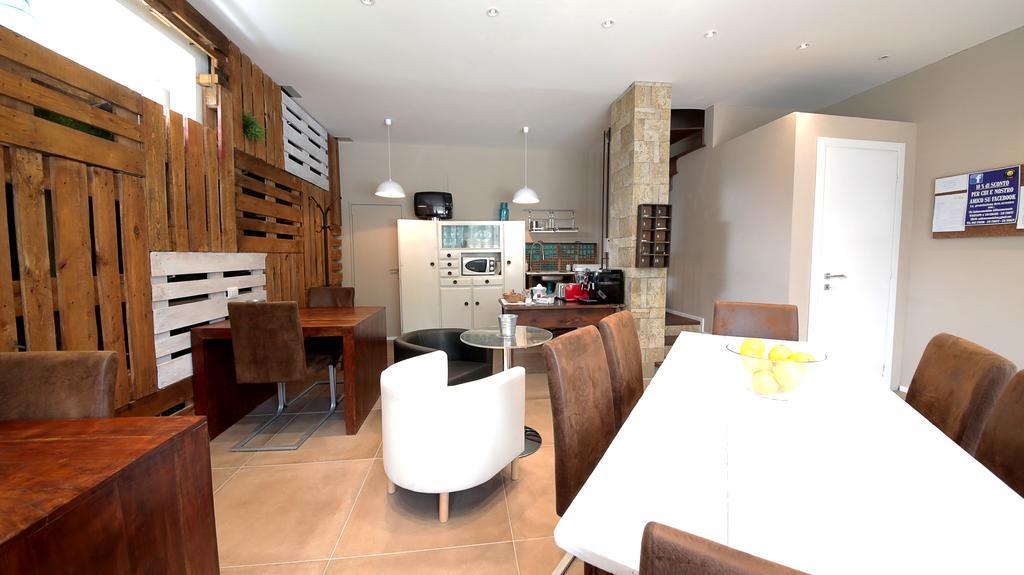 Affittacamere Smile Accomodation Aosta Exterior photo