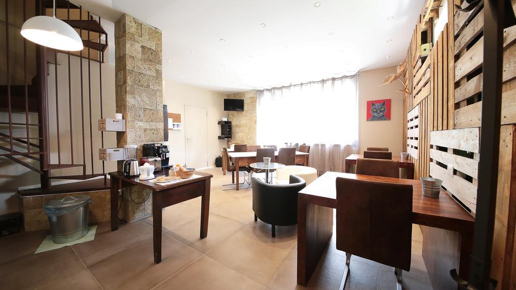 Affittacamere Smile Accomodation Aosta Exterior photo