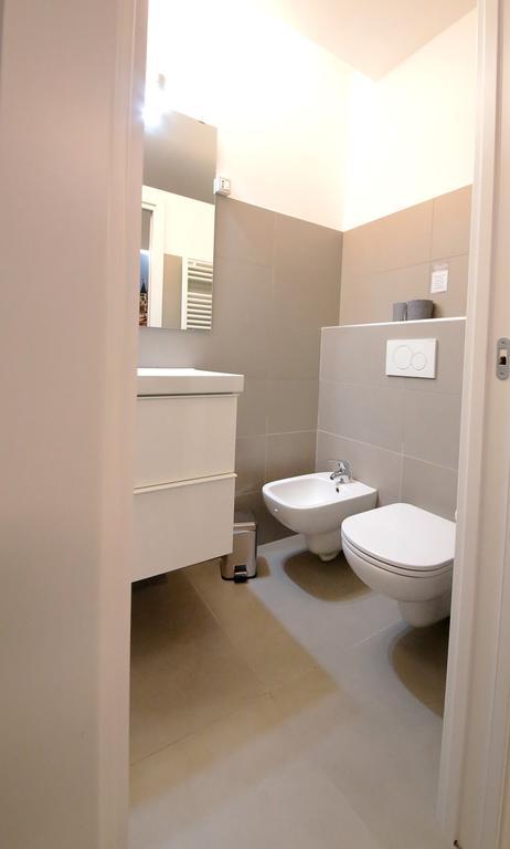 Affittacamere Smile Accomodation Aosta Exterior photo