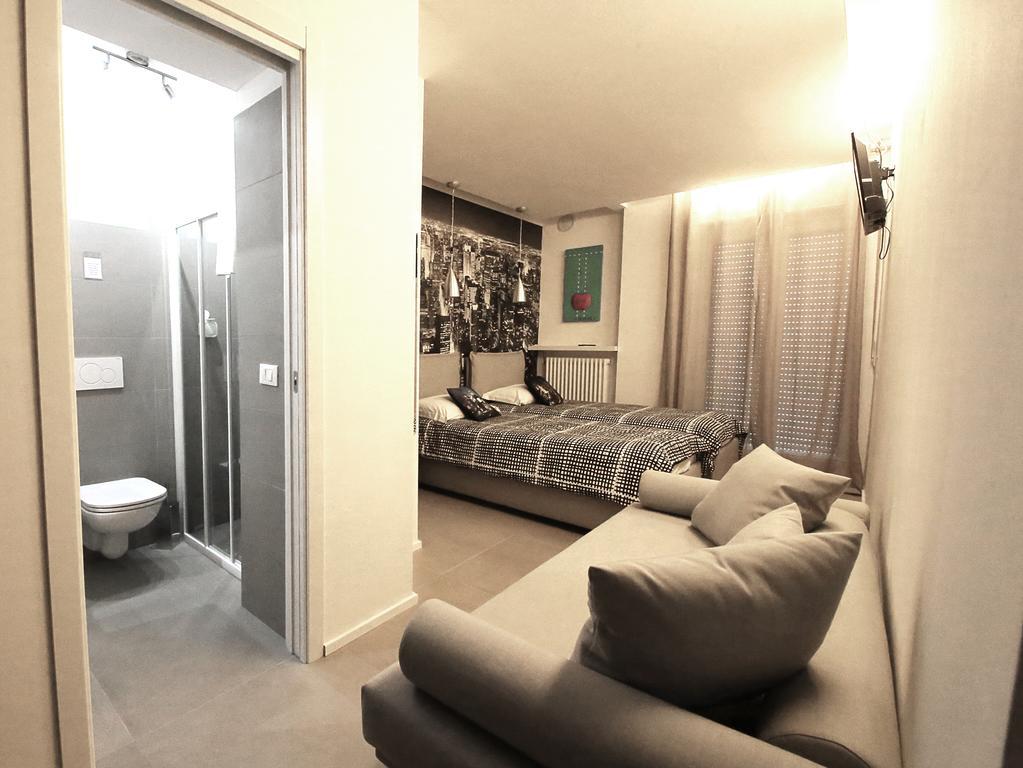 Affittacamere Smile Accomodation Aosta Exterior photo